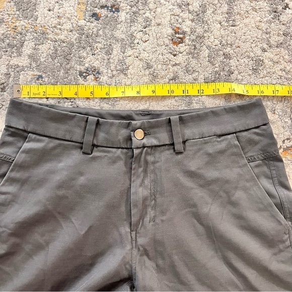 LULULEMON Commission Short 9" Gray Size 30‎ - Picture 7 of 9